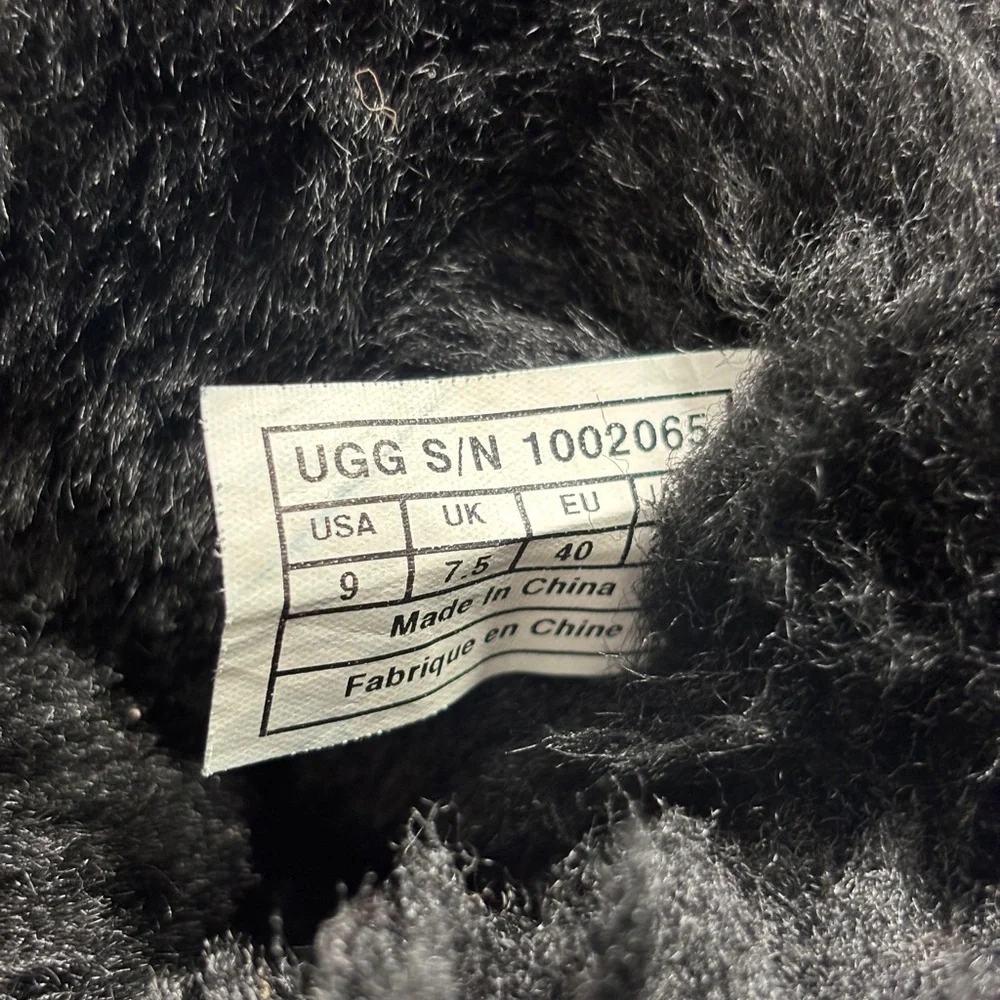 UGG Australia Classic Short 1002065 Shearling Fur Boots Metallic Gunmetal Size 9
